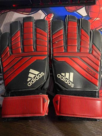 Вратарские перчатки Adidas Predator Repl DN4490 8 красный