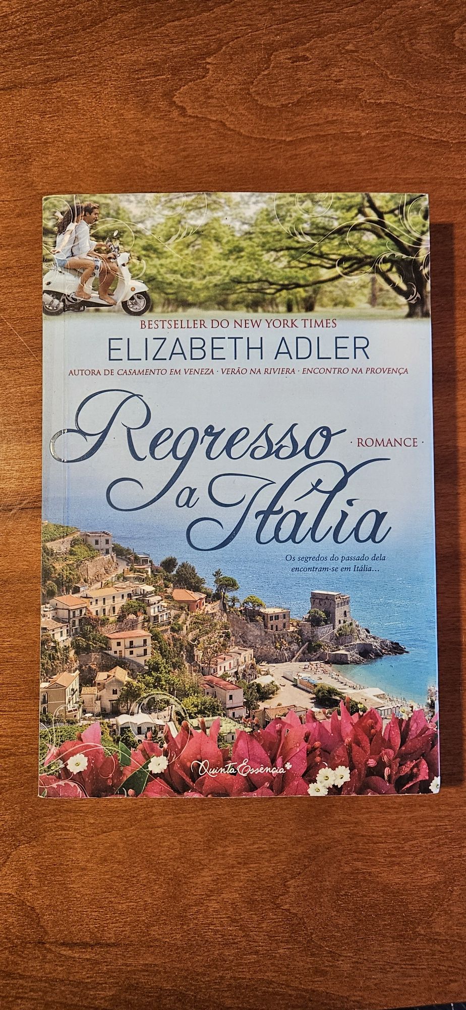 Regresso a Itália - de Elizabeth Adler
