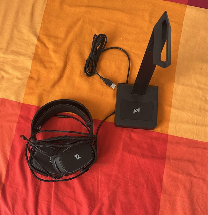 Suporte + Headset Gaming