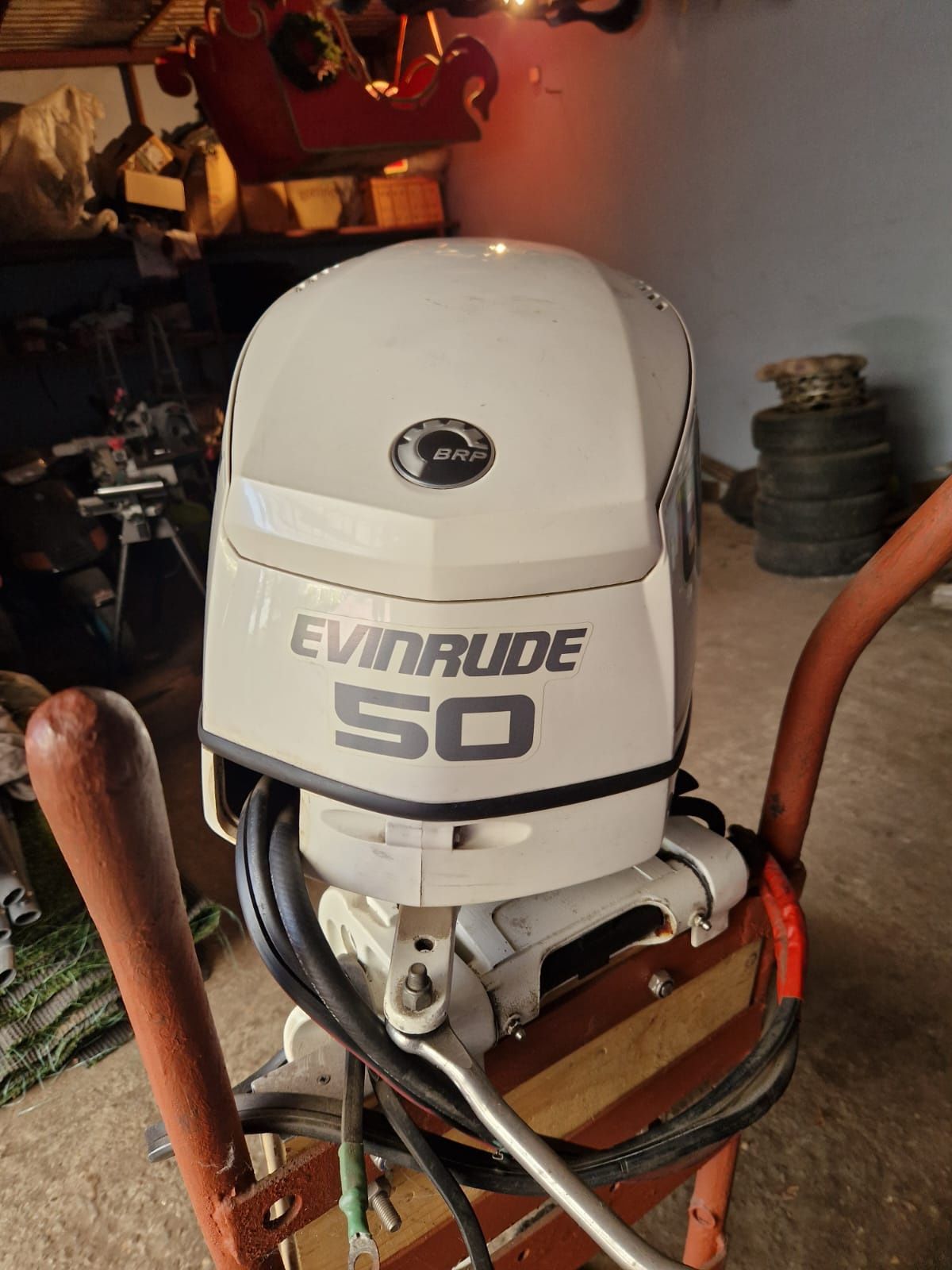 Silnik zaburtowy EWINRUDE E-TEC 50KM na manetkę