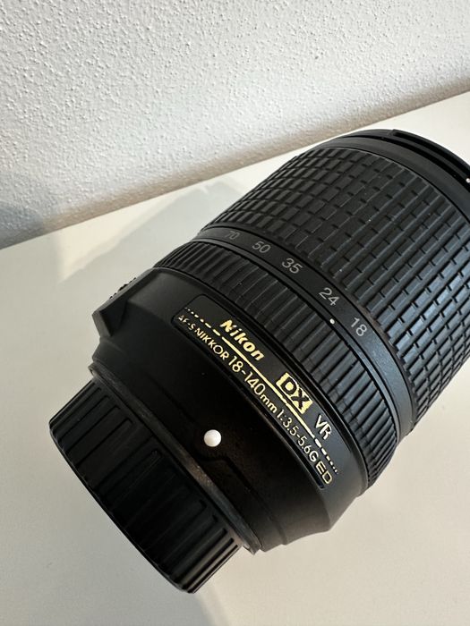 Lente 18-140 f/3.5 - 5.6