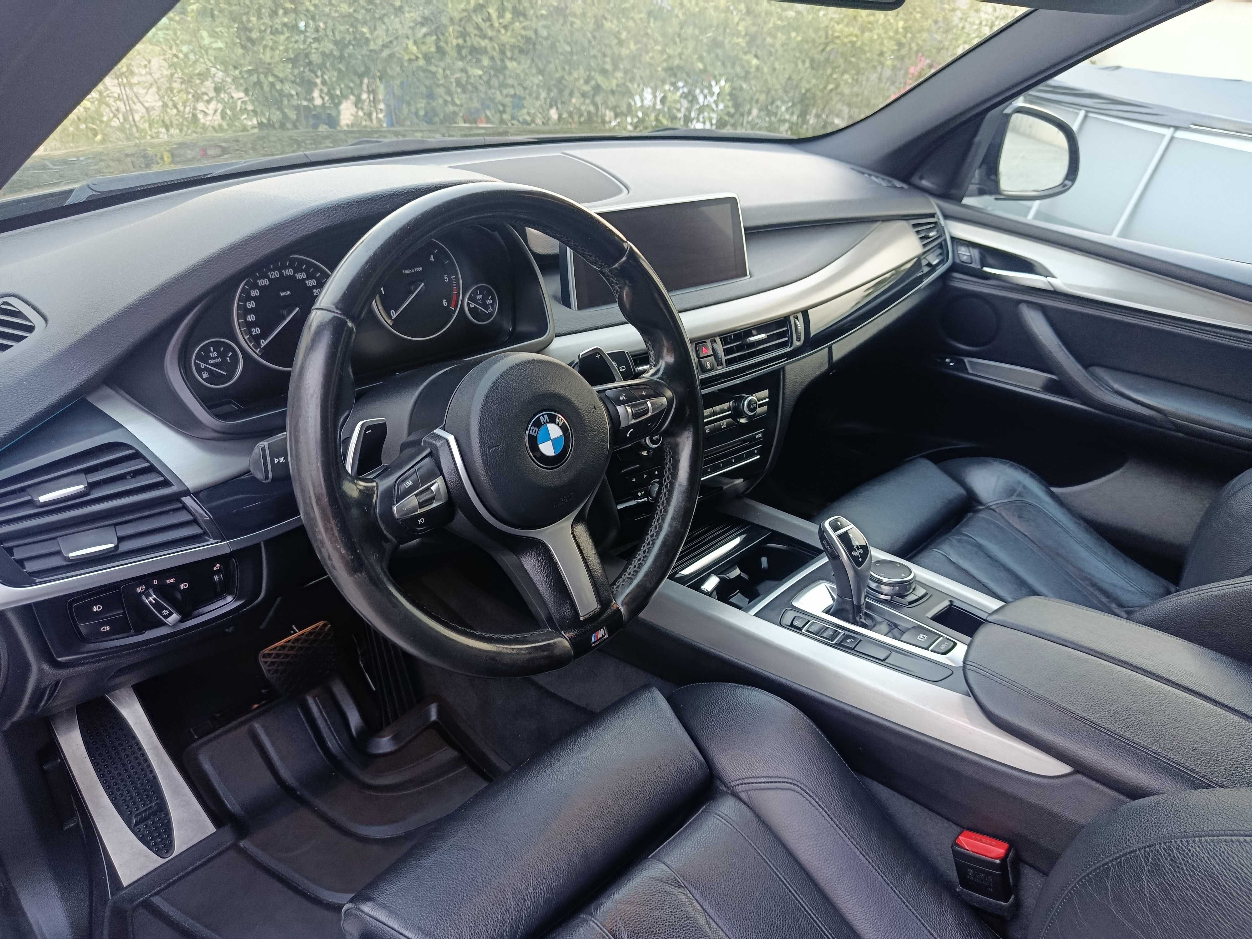 BMW X5 25d pack M