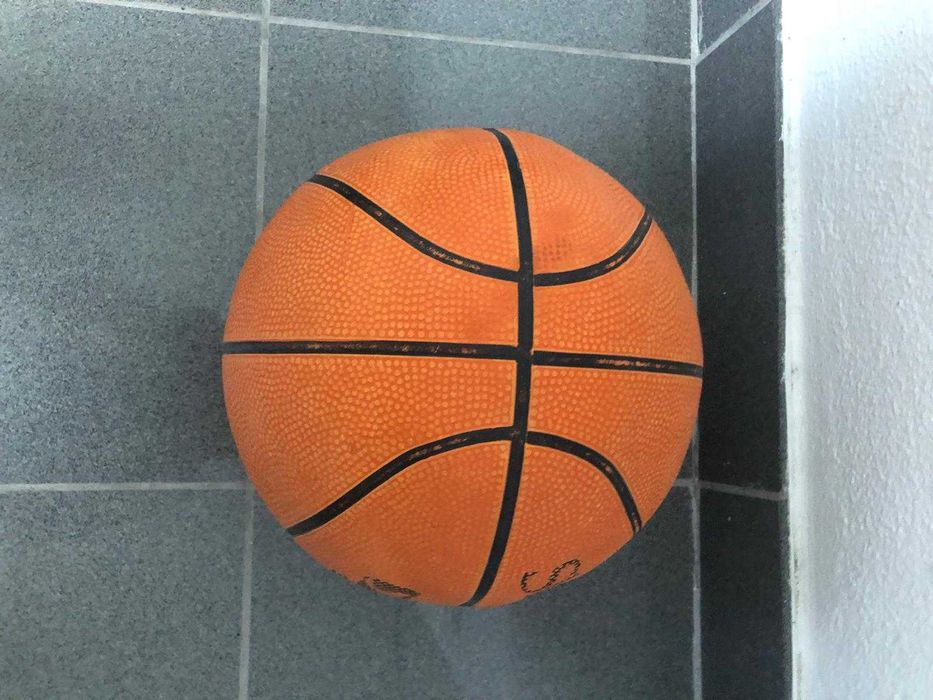 Bola de Basquetebol SLAZENGER – Tamanho Oficial – Indoor/Outdoor!