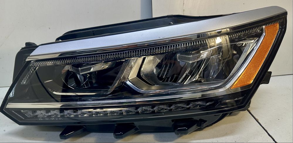 Фара ліва Volkswagen Passat B8 USA full led 2016 2017 2018 2019