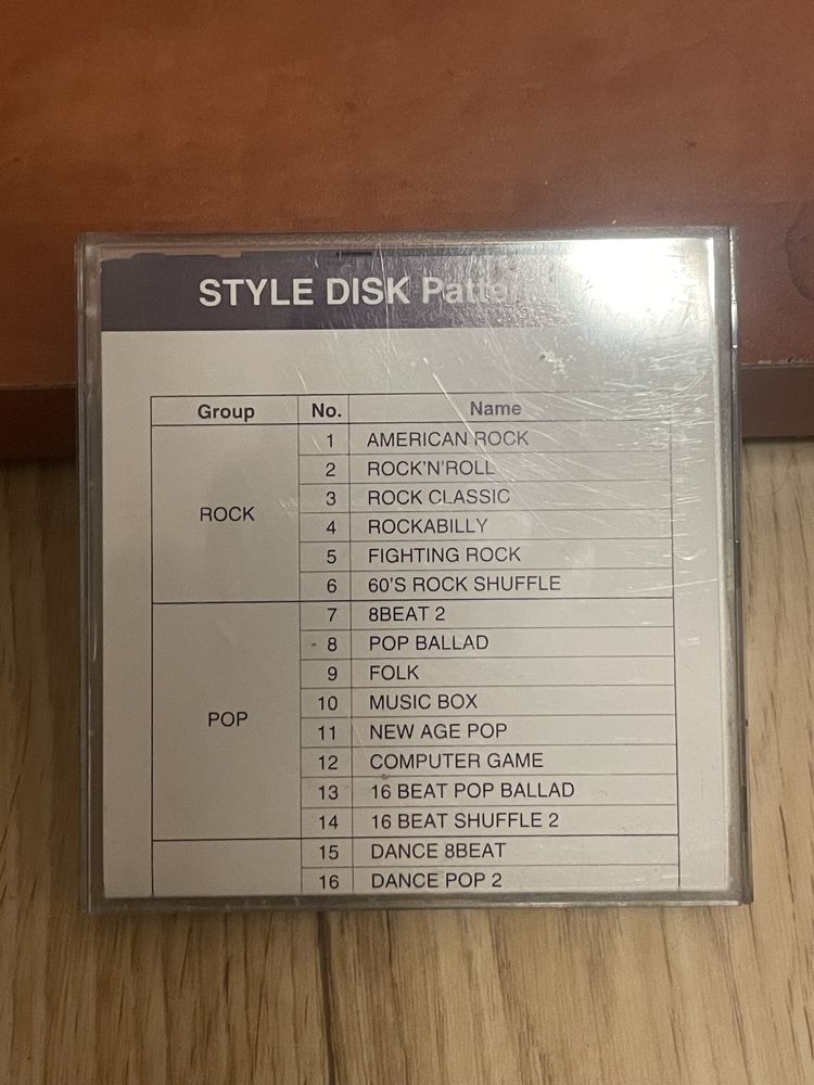 Pianino Yamaha Clavinova dodatkowe style dyskietka