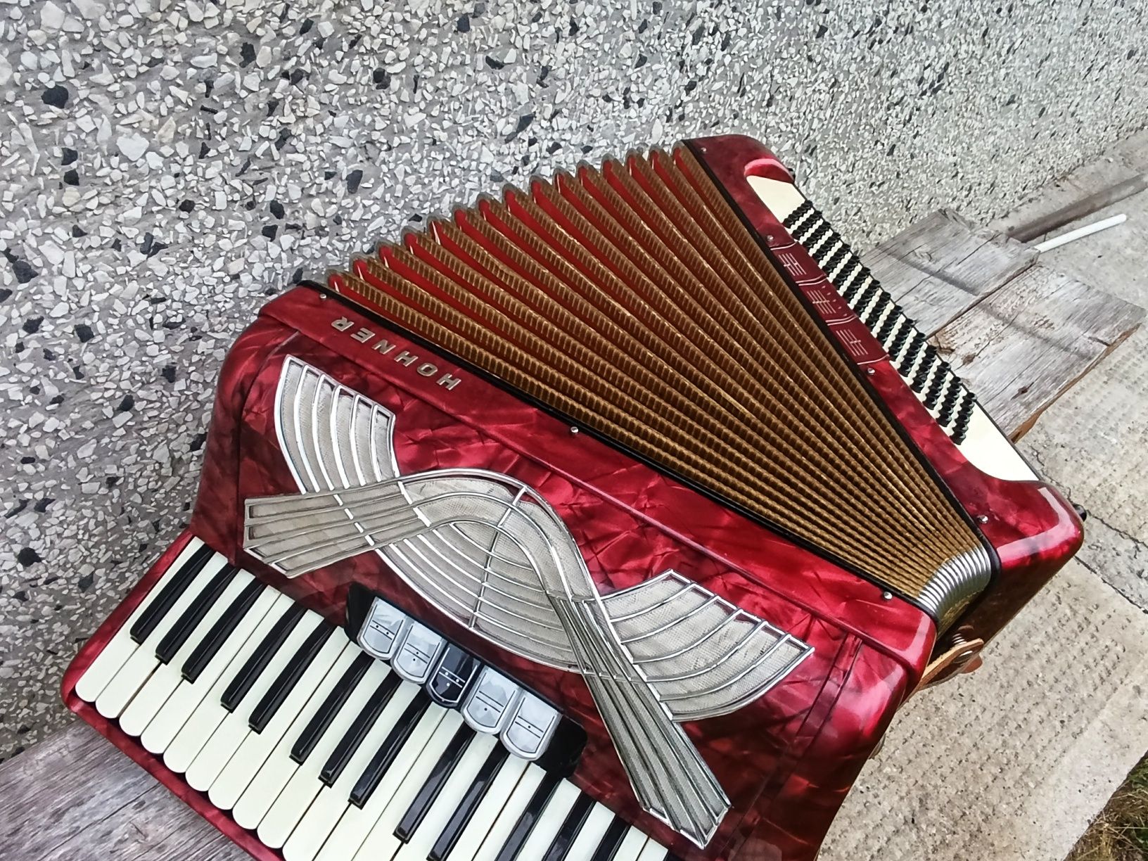 Akordeon Hohner Verdi II 96 basów