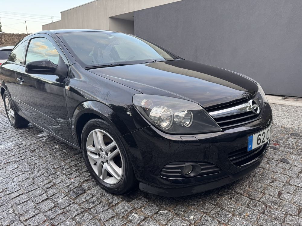 Opel Astra GTC 1.9