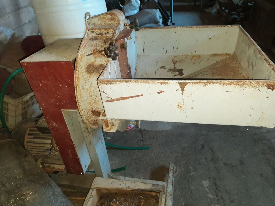 Дробилка, отличное состояние.