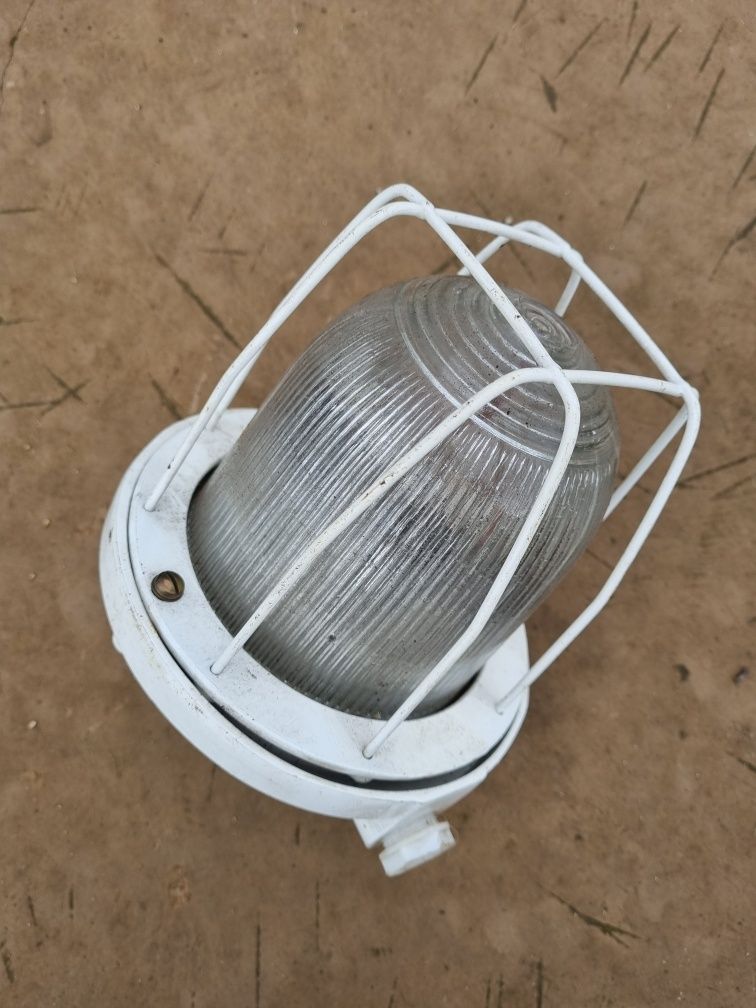Lampa przemysłowa PRL retro loft C-100
