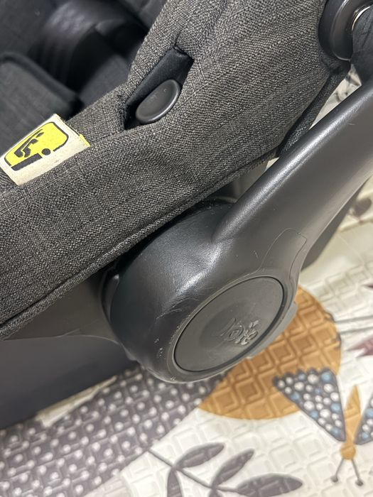 Автолюлька (автокрісло) Joie 0-13 кг+ адаптори