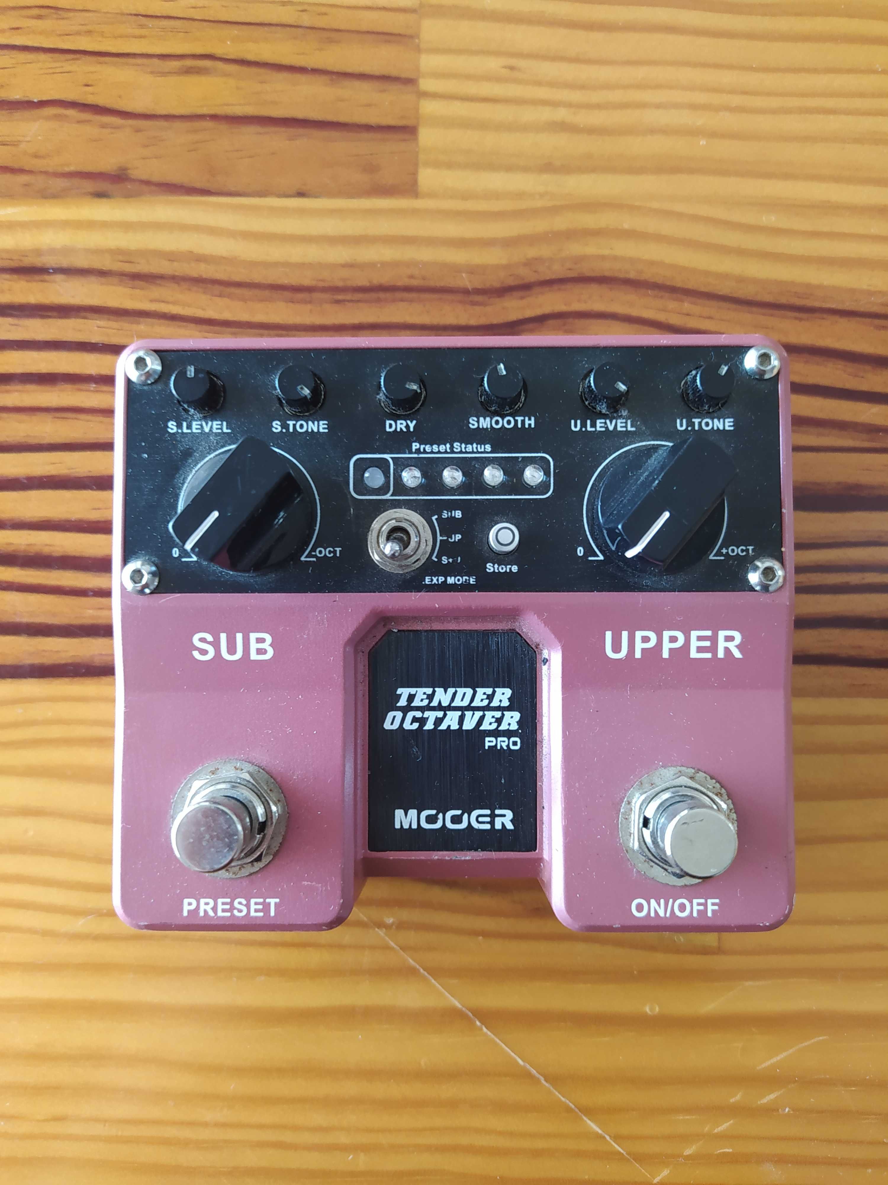 mooer tender octaver pro