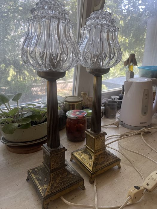 Lampy kolumnowe figuralne lat 50/60 XX wieku