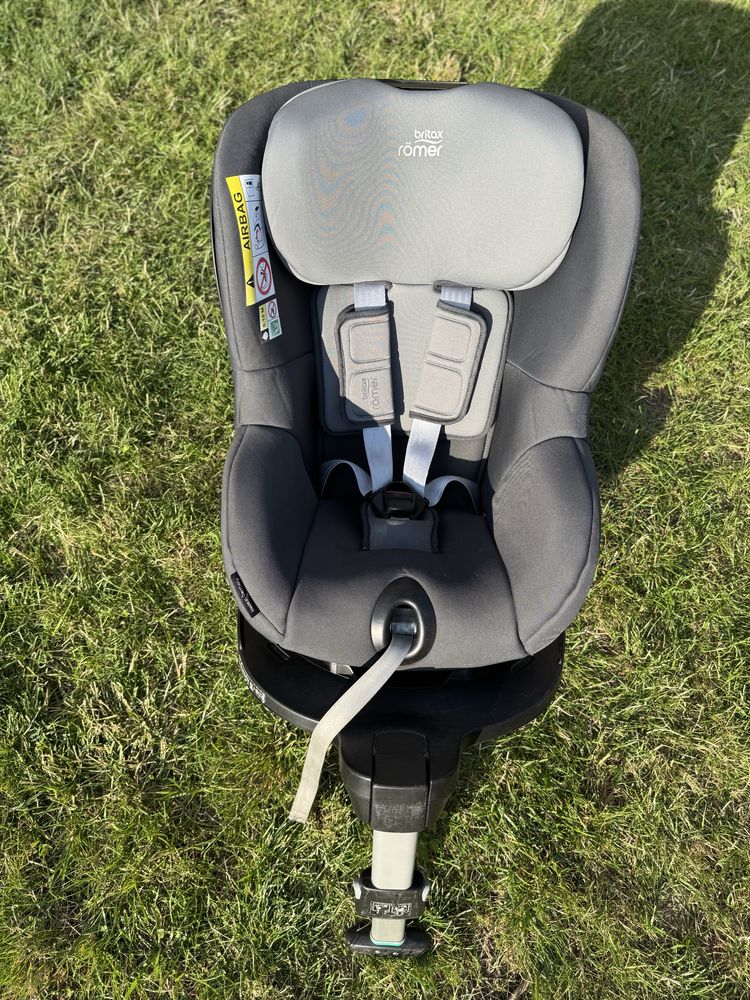 Britax romer dualfix m i-size