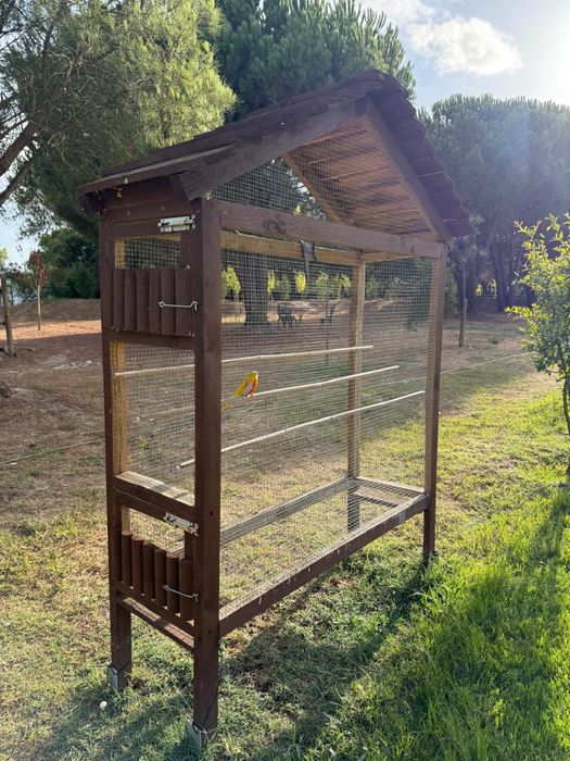 Gaiola em Madeira  Rustica