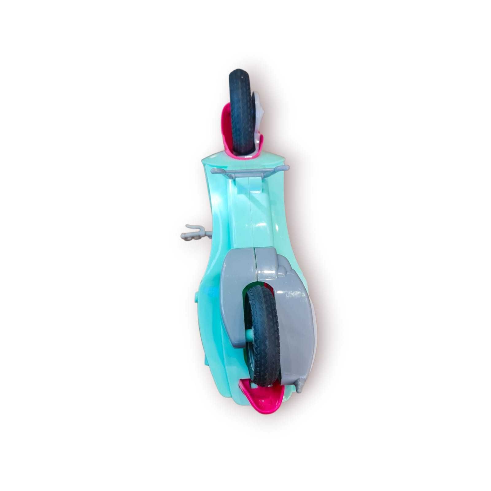 Miniatura Scooter Vintage Plástico – 26×17 cm (Verde e Rosa)