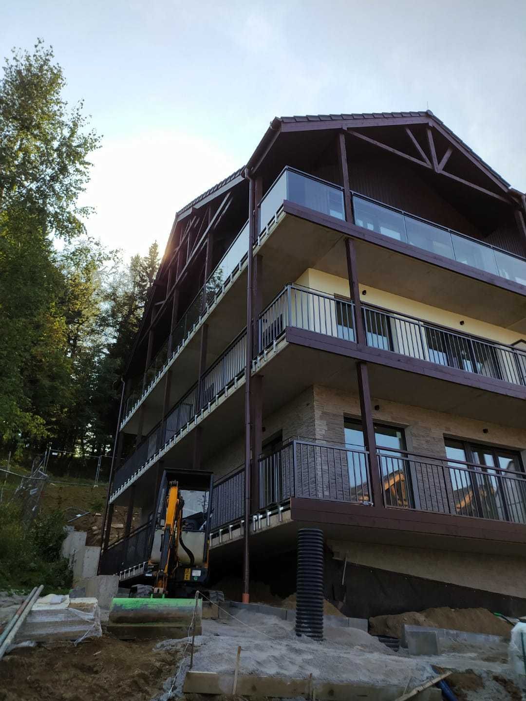 Balustrady szyba szkło,balkon barierka ocynk super cena