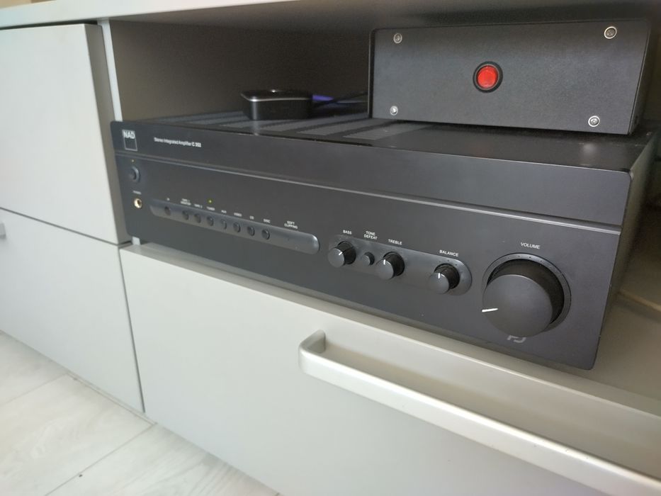 Усилитель NAD c352
