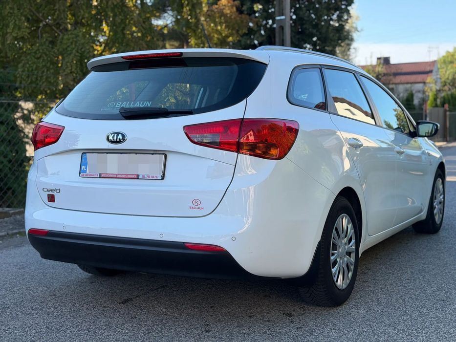 Kia Ceed 1WŁ Salon PL FV23% Klimatyzacja Czujniki parkowania CarPlay AndroidAut