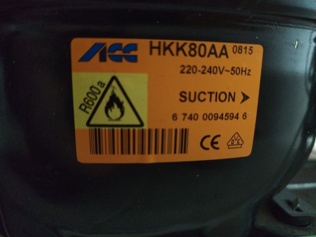 Морозильна камера beko F5210