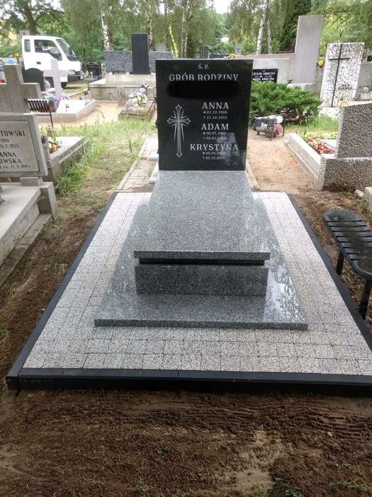 Nowoczesny pomnik/ nagrobki