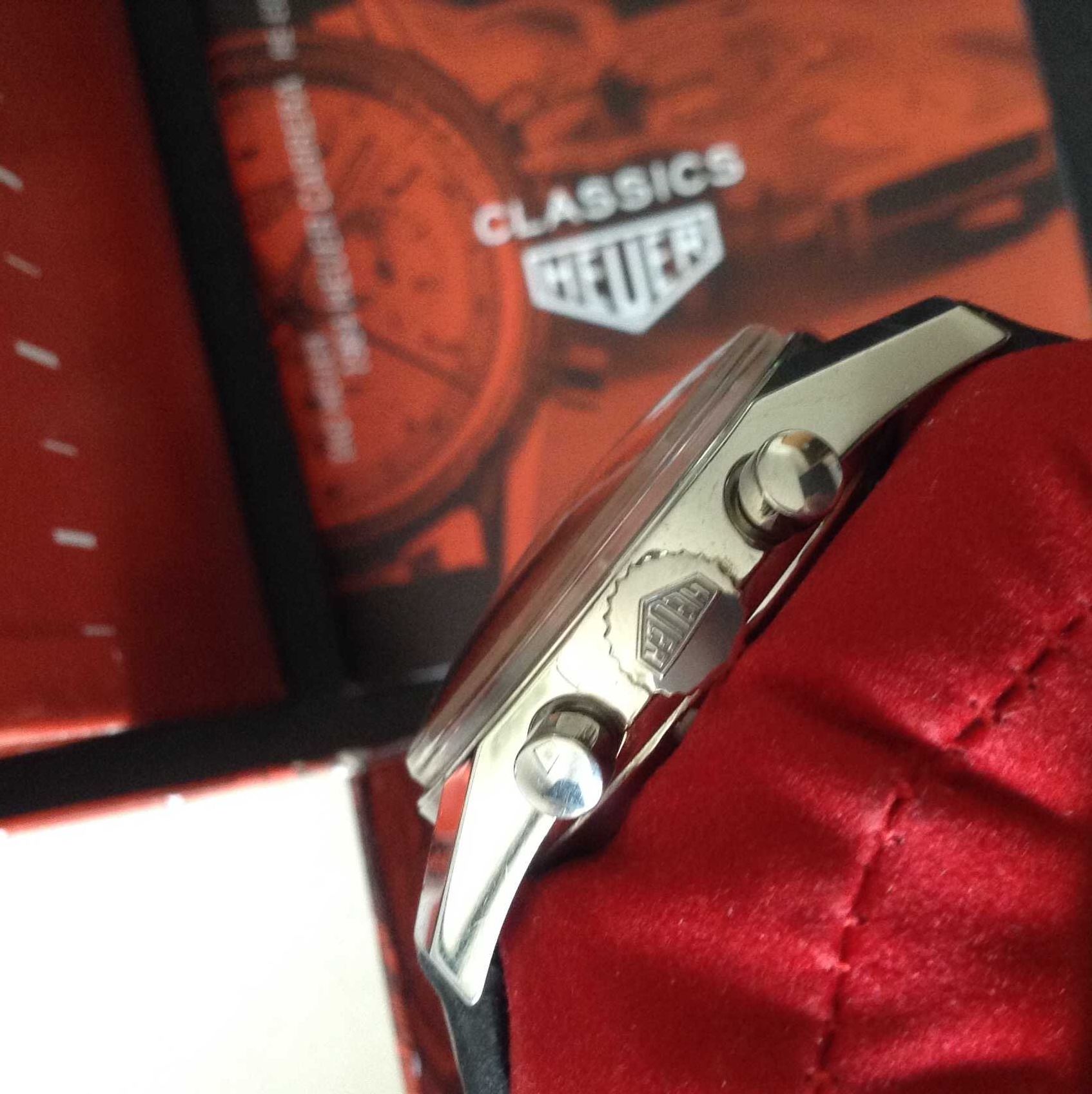 Cronógrafo Heuer Carrera CS3111 (Mov. Lemania 1873) completo cx+docs