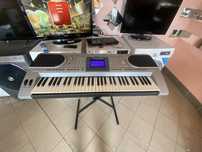 Синтезатор Bravis KB 820 в ідеальному стані
