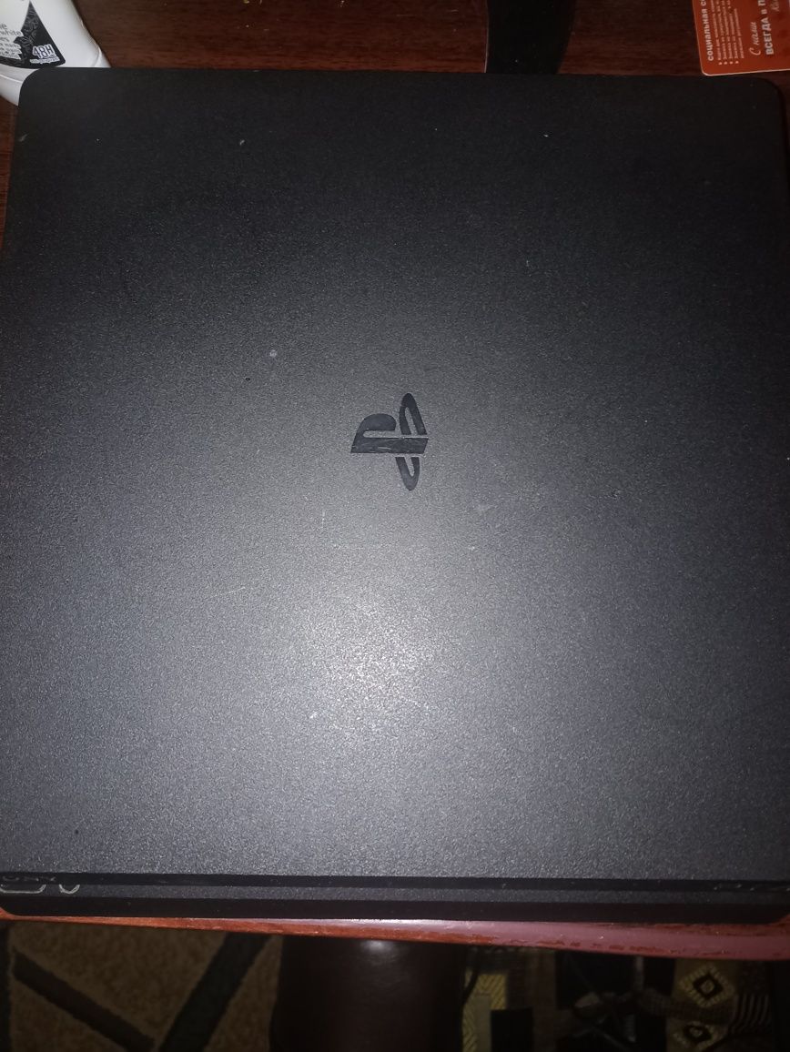 Sony playstation 4 с двумя джойстиками