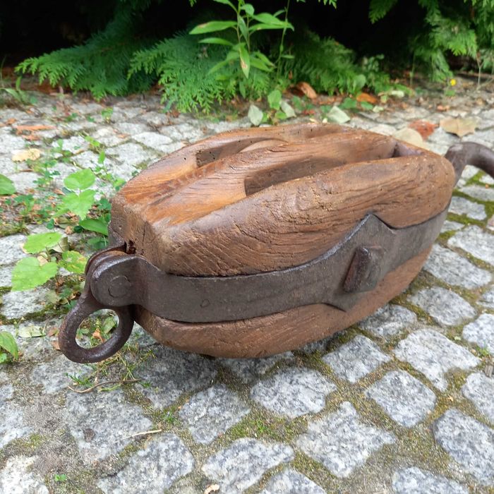 Marynistyka żeglarstwo stary duży blok linowy bloczek żeglarski