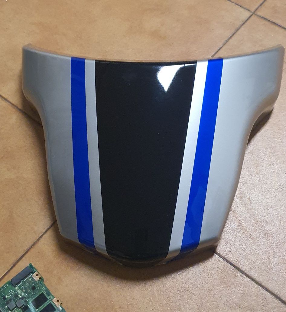 Capa banco traseiro Yamaha MT 09