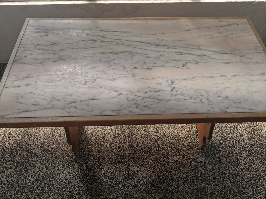 Mesa Cozinha c/Tampo em Mármore (1,25 mt X 65 cm)