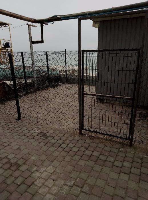 дача-курень в Черноморске на причале № 114 с местом для лодки