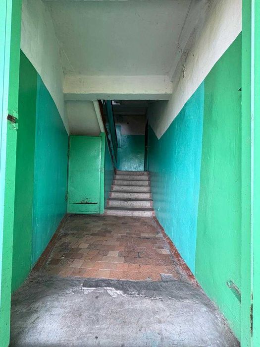 Продається 3-кімнатна квартира з автономним опаленням у селищі Нове!