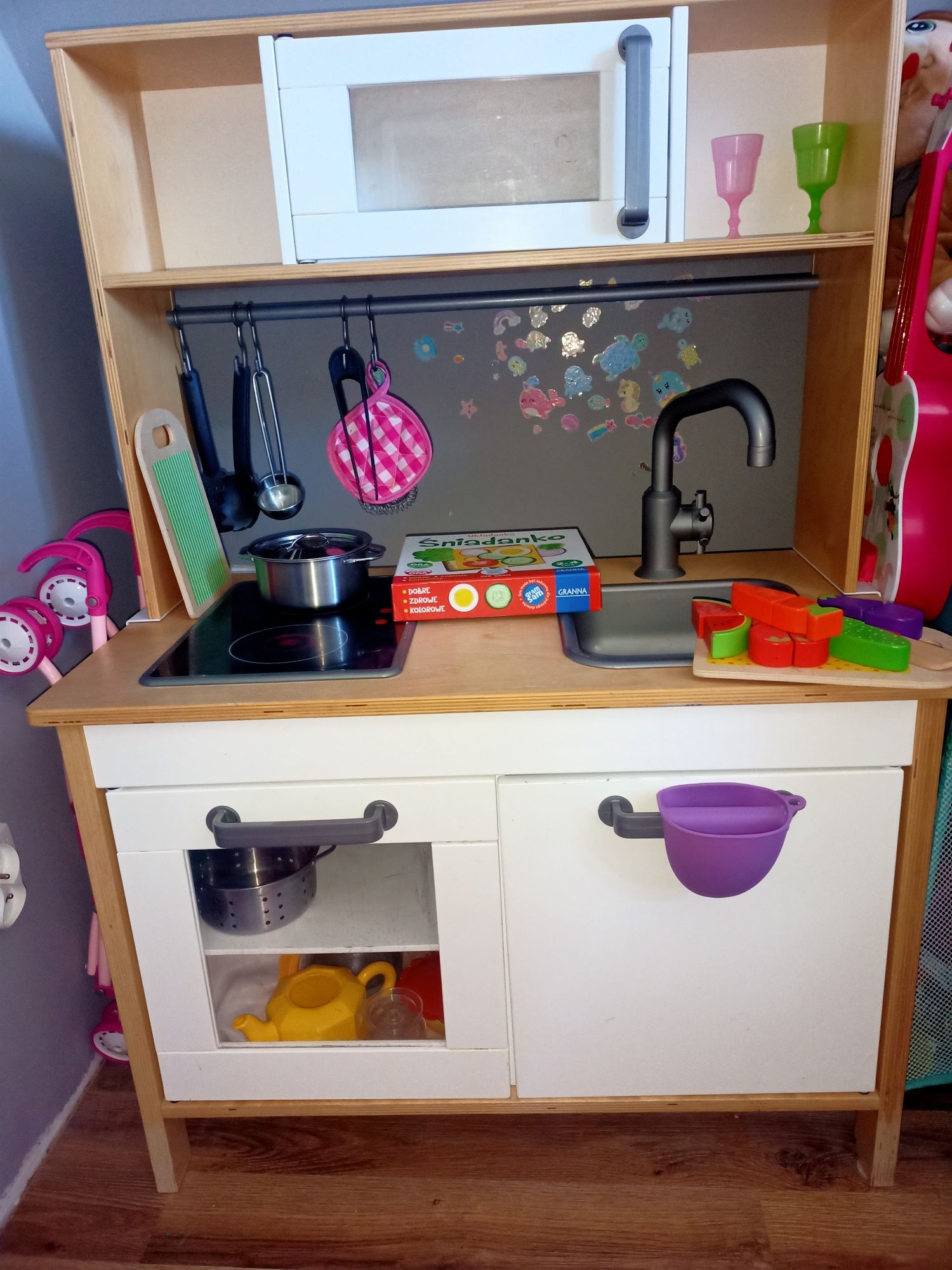 Kuchnia dla dzieci Ikea z akcesoriami