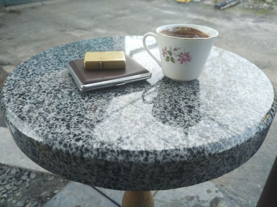 Стіл садовий на каву