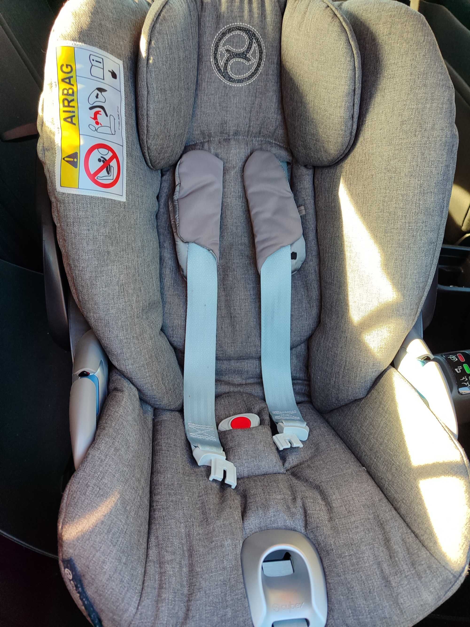 Conjunto carro cybex priam, ovo Cloud Z i-Size e base isofix