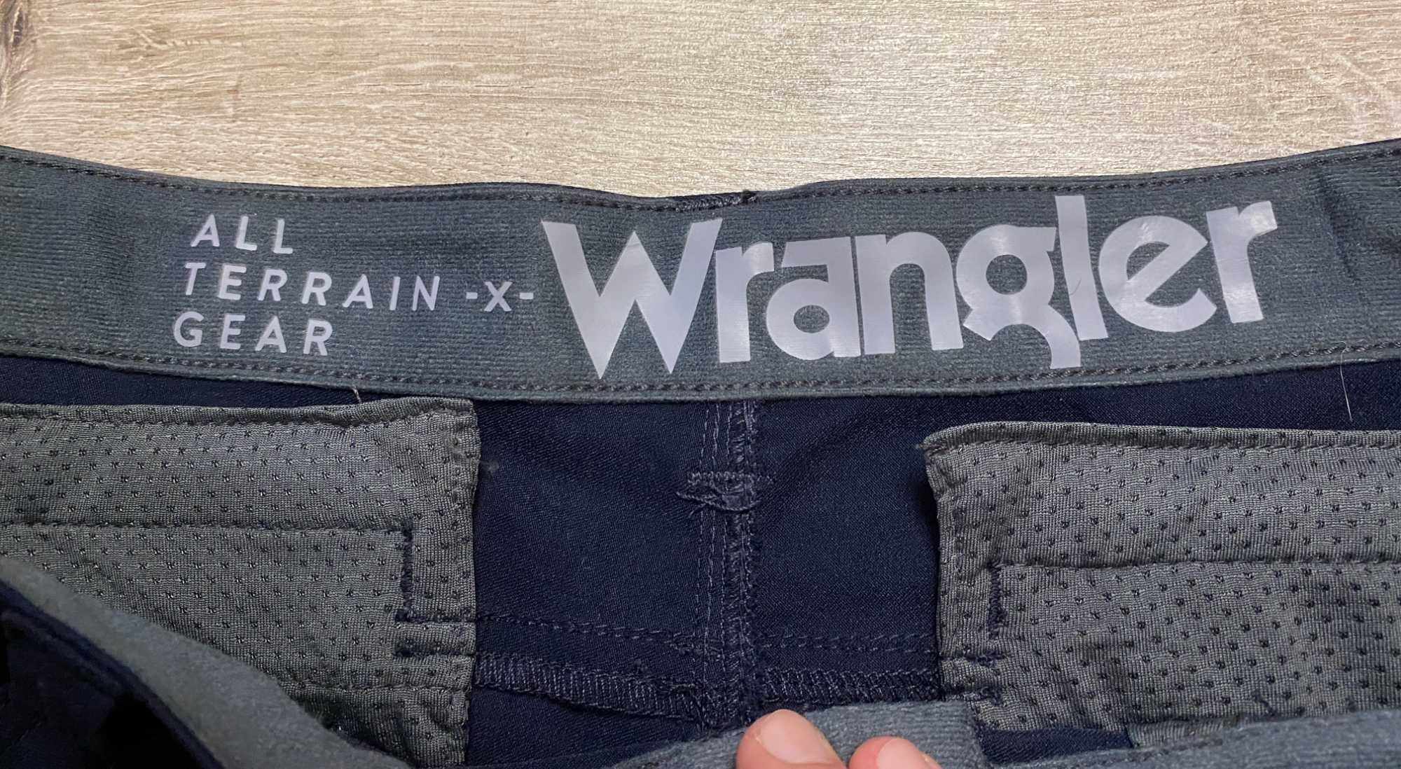 Шорты Wrangler All Terrain Gear