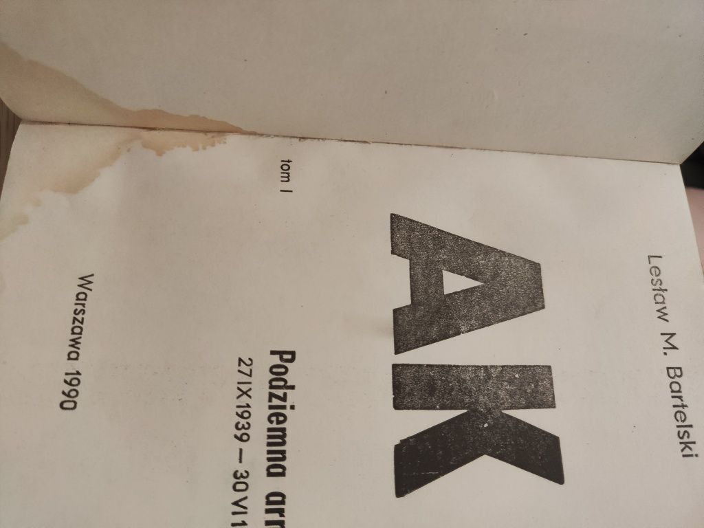 AK Podziemna armia tom I - 1 Lesław M. Bartelski x