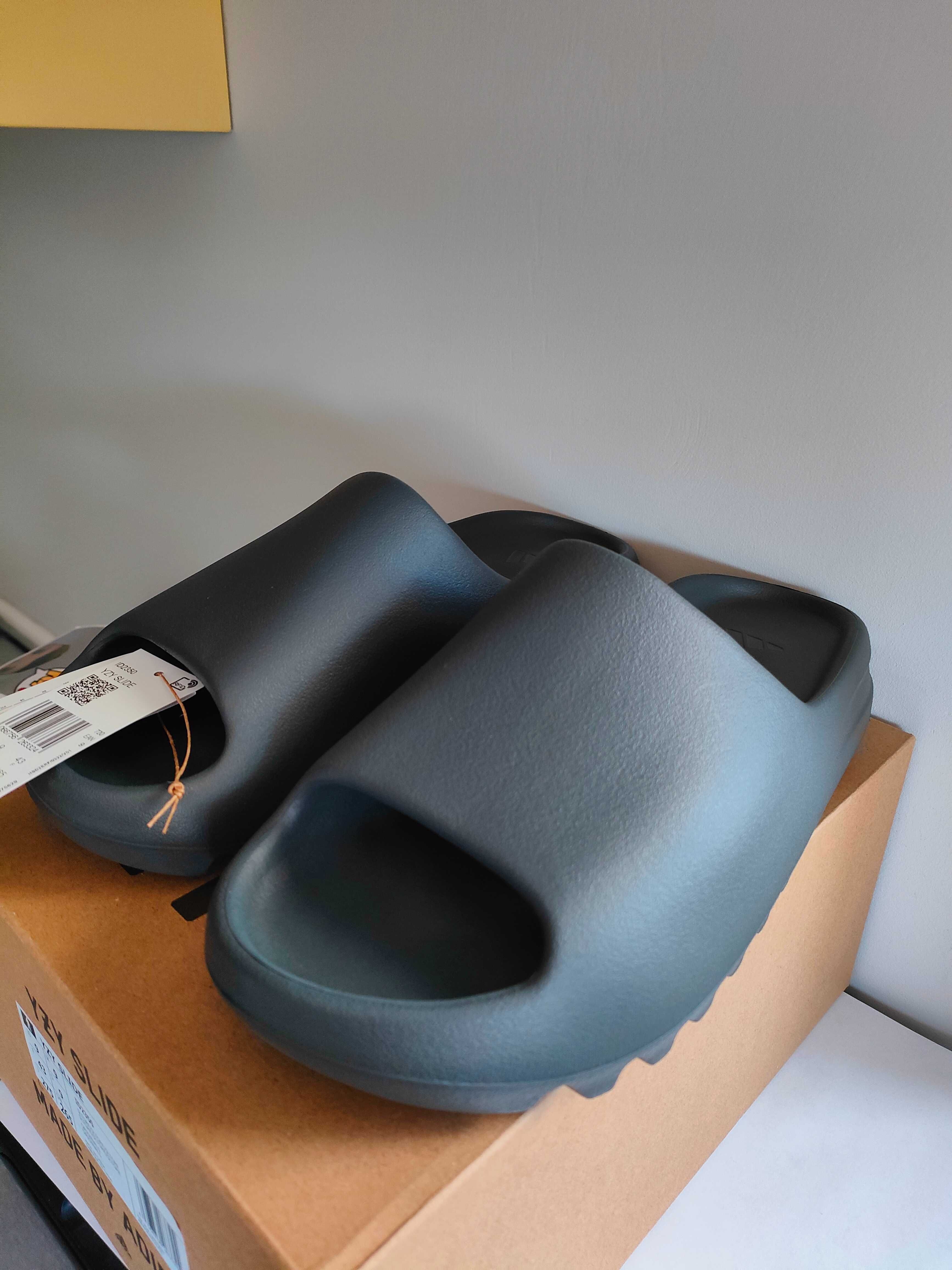 Klapki Yeezy Slide Slate Grey 43 ID2350