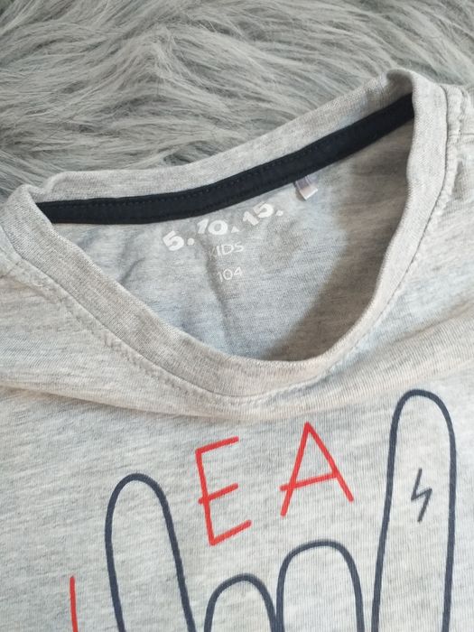 Koszulka chłopięca 5-10-15 r. 104