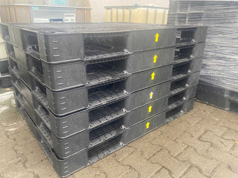 Paleta plastikowa 1300x1100x120mm przemysłowa IBC