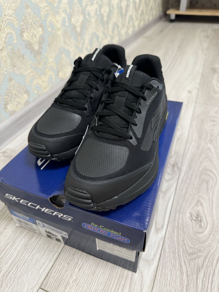 Новые оригинальные кроссовки Sketchers, good year