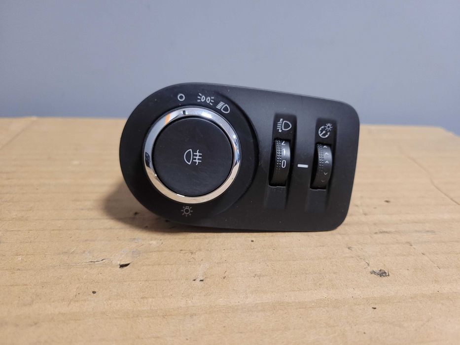 Włącznik przełącznik świateł Opel Corsa E 1347.0443