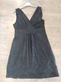 suknia z czarnej koronki 42