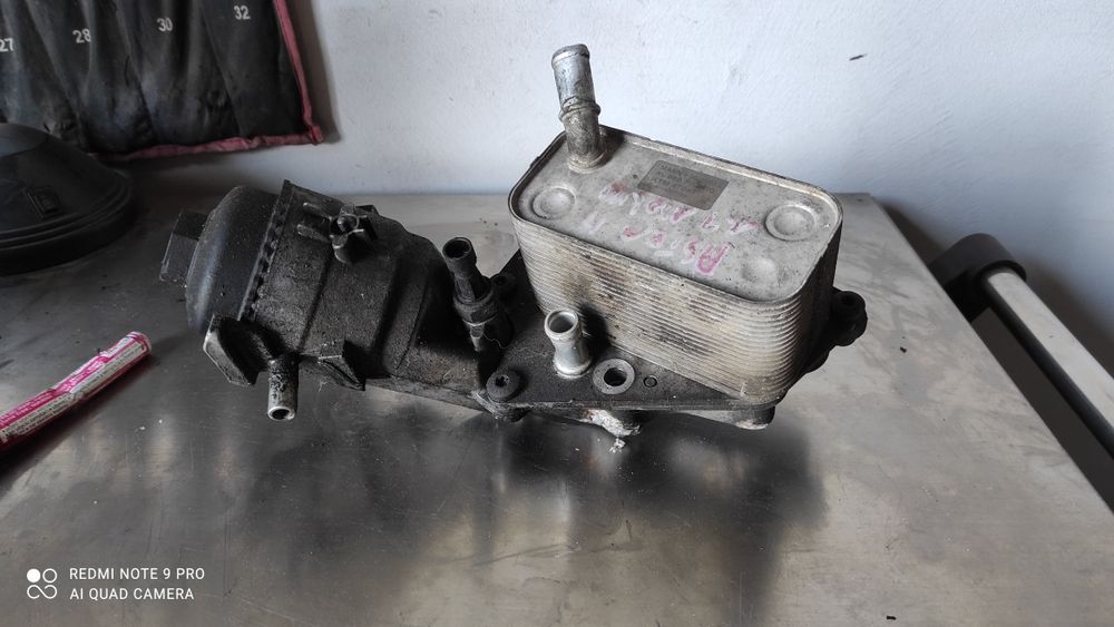 Opel Astra H Vectra C 1,9 podstawa obudowa filtra oleju