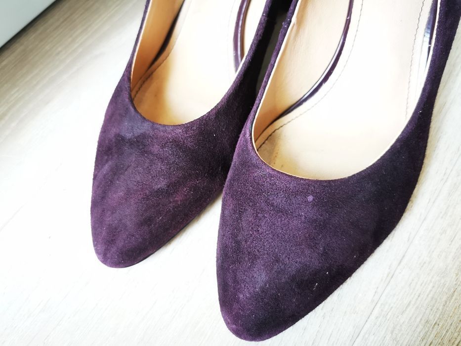 Buty zamszowe czółenka Kazar bordowe r. 38