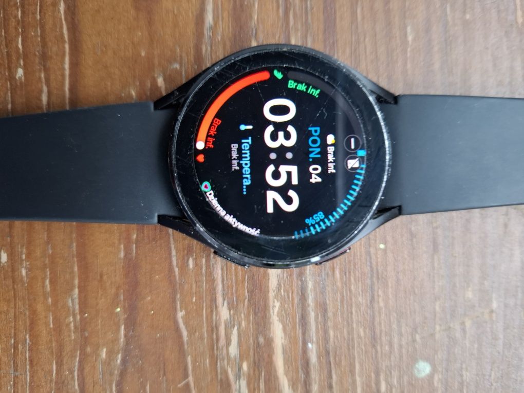 Samsung Galaxy watch 4. Komplet.