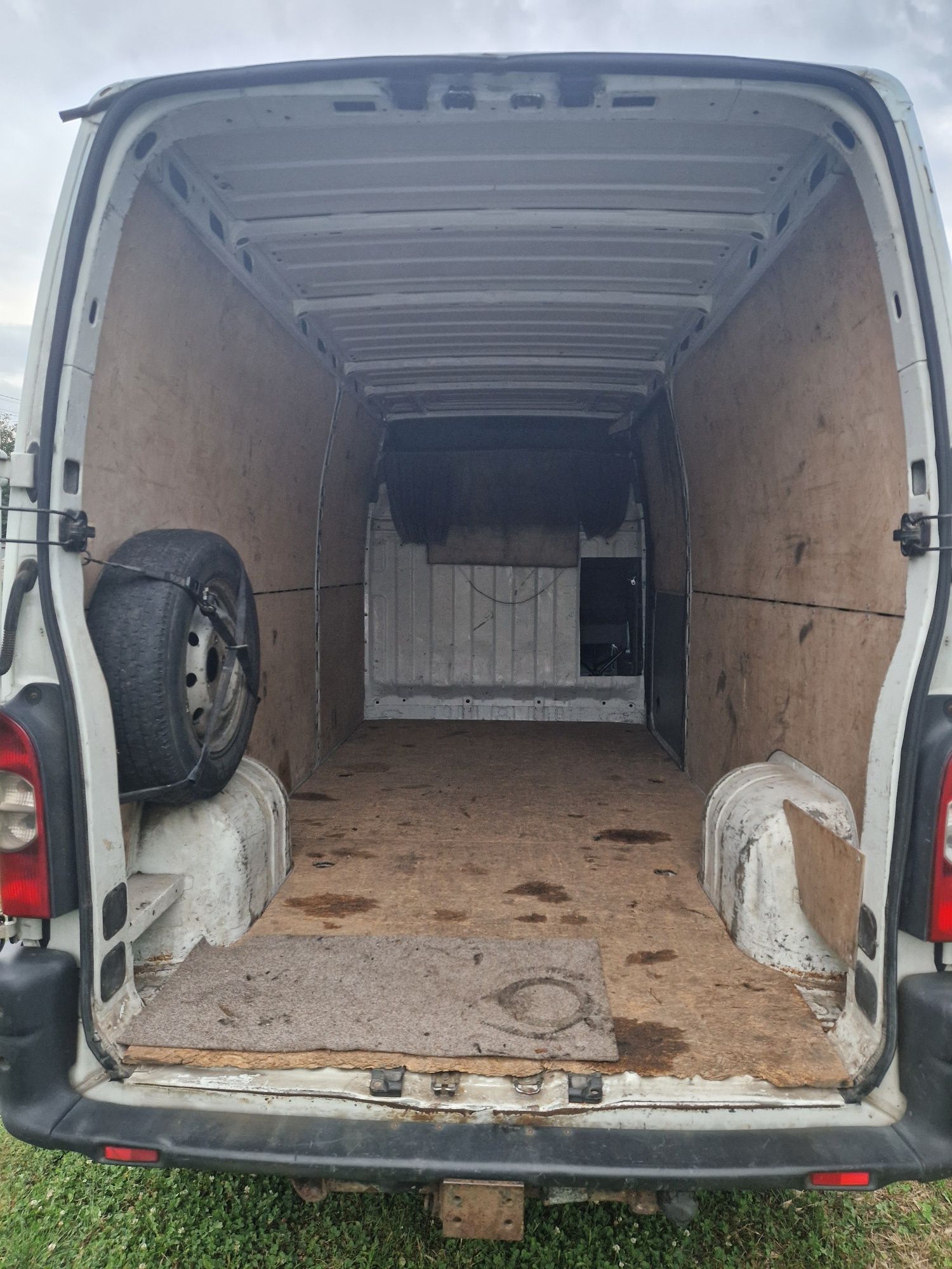 Renault Master 2.5