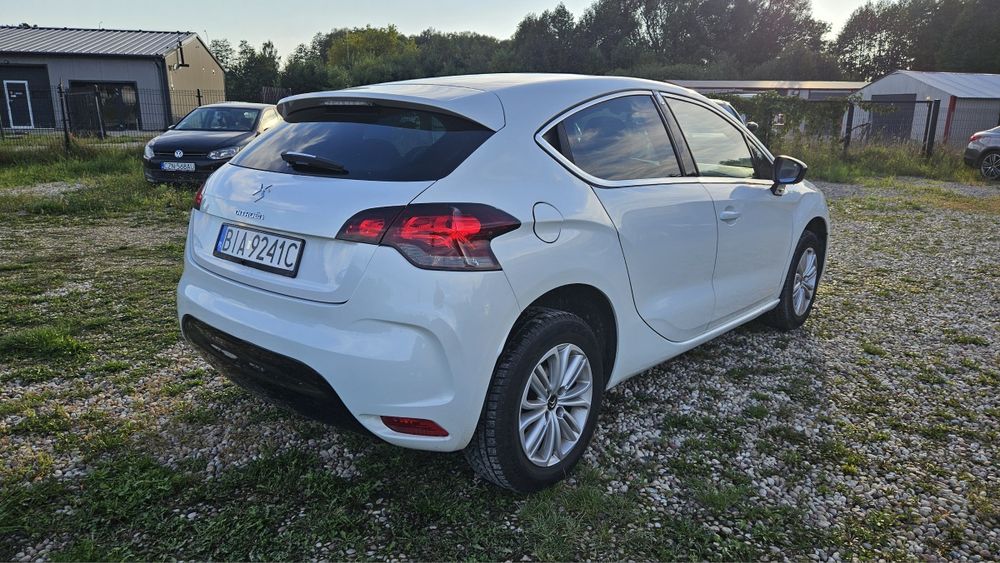 Citroen DS4 1.6 HDI Biała perła 5 drzwi stan bdb