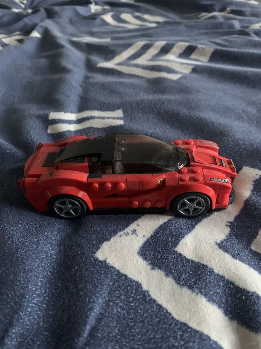 Lego Speed Champions Ferrari Laferrari