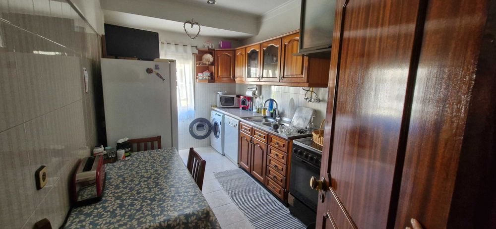 Apartamento T2 à Venda – Reboleira - Atalaia, Águas Livres